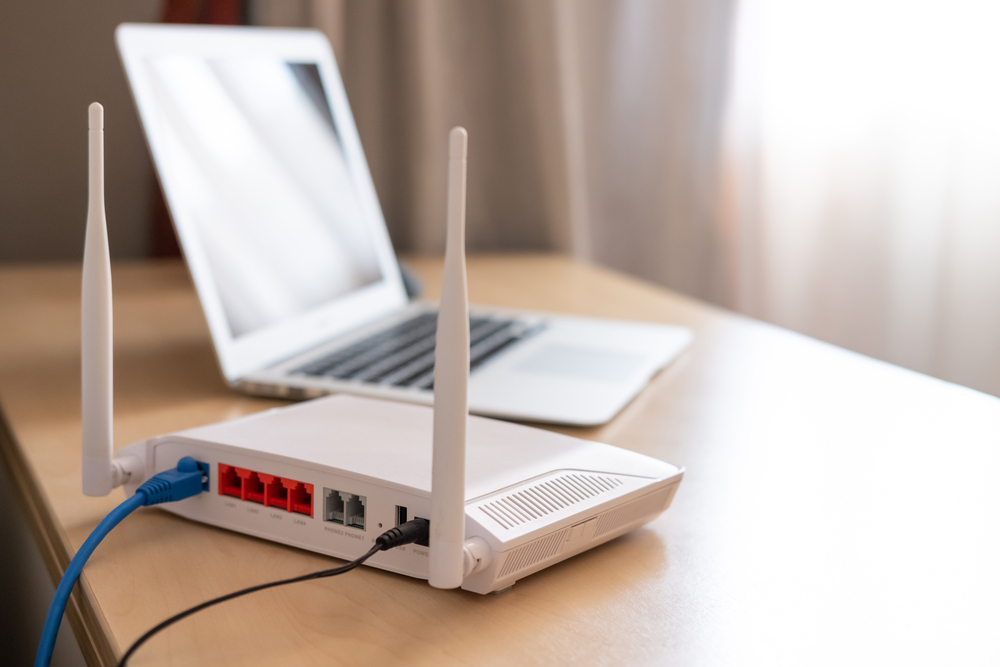 Understanding Your Options: DSL vs Cable vs Fibre